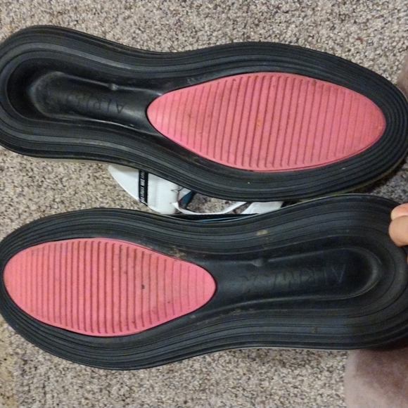 Nike Airmax 720 High Top - Picture 4 of 7